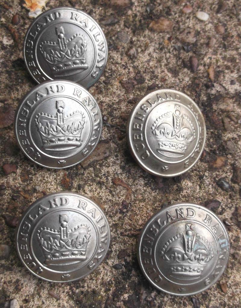 Australian Queensland Railway Buttons GR and ER Lot