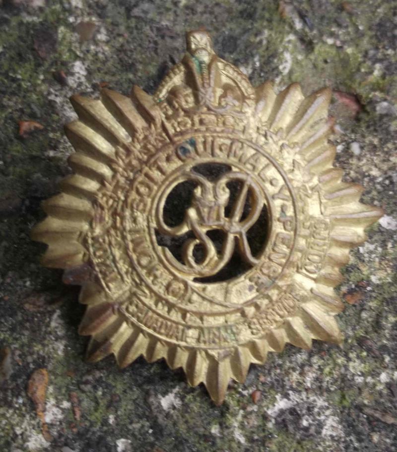 Royal Canadian Army Service Corps WW2 Cap Badge GVIR