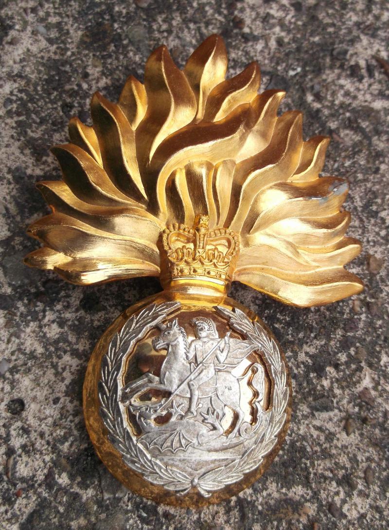 British Army Royal Fusiliers Parade Pouch Badge EIIR