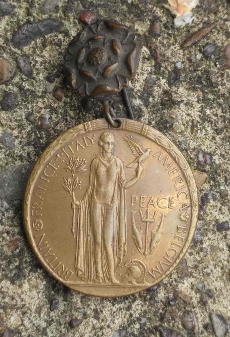 British WW1 Local Victory Medal Bethnal Green Peace Badge