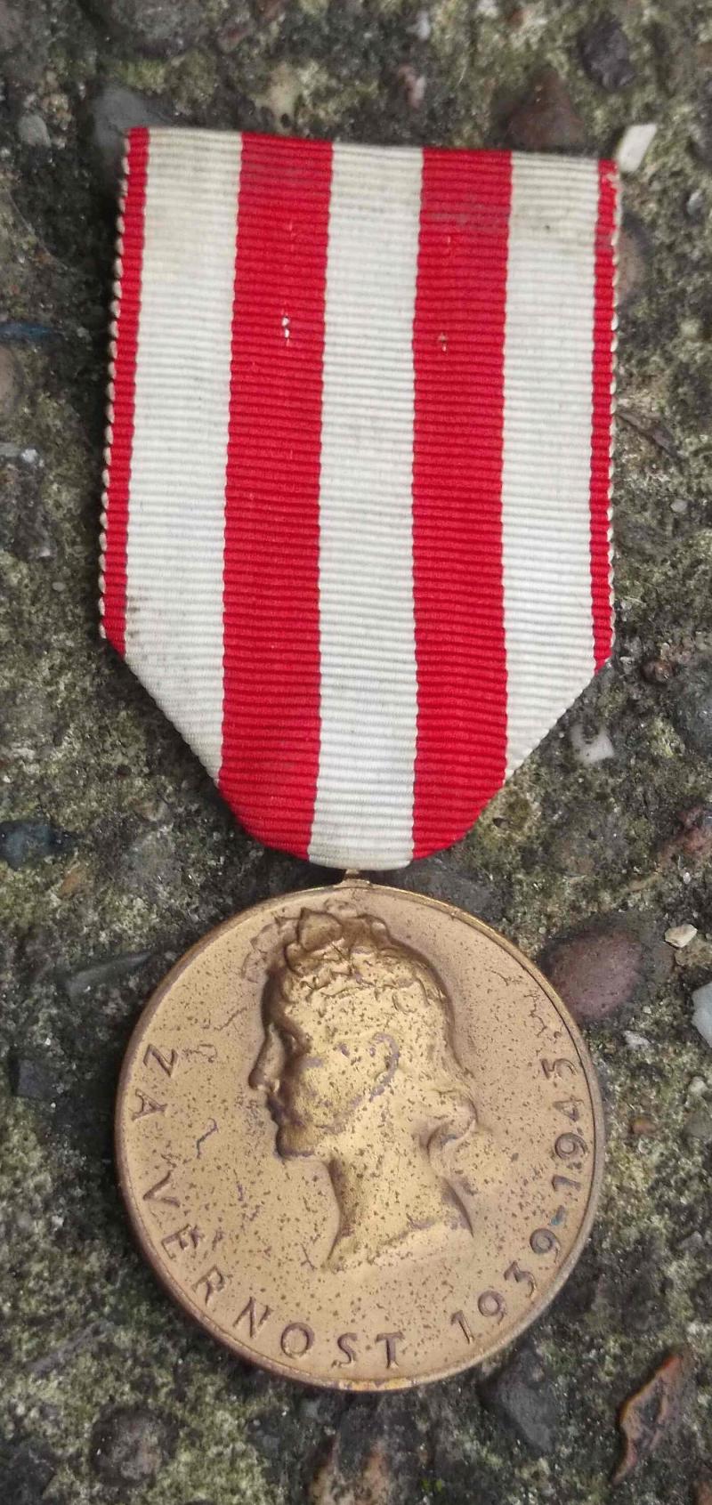 Czechoslovakia Medal for the Second National Uprising 1939 to 1945