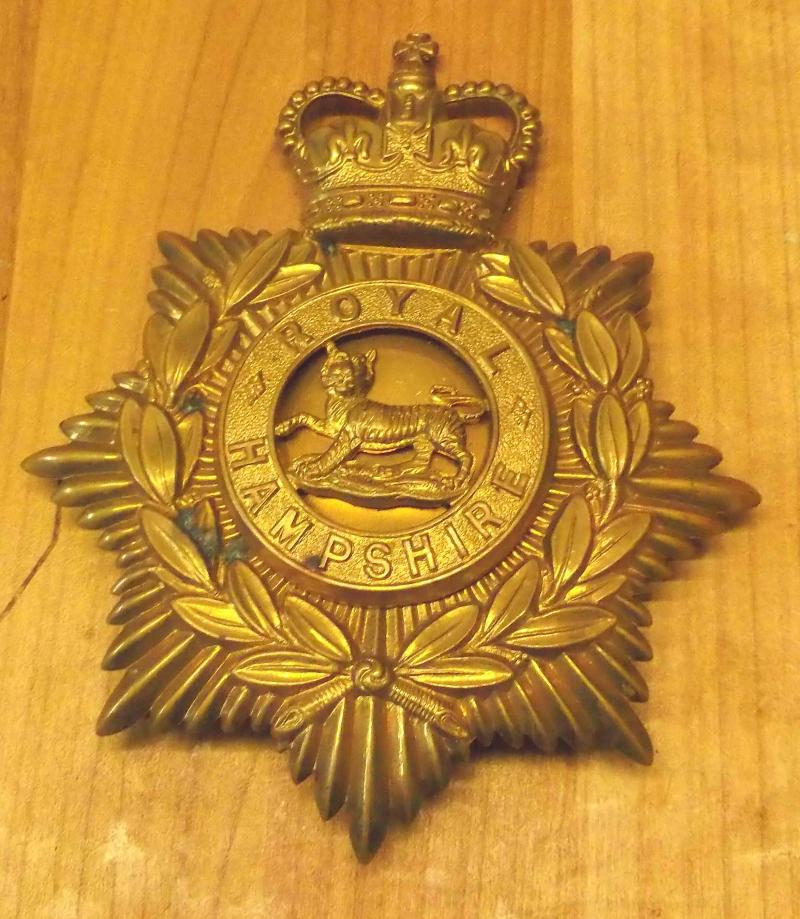 British Army Helmet Plate Royal Hampshire Regiment EIIR