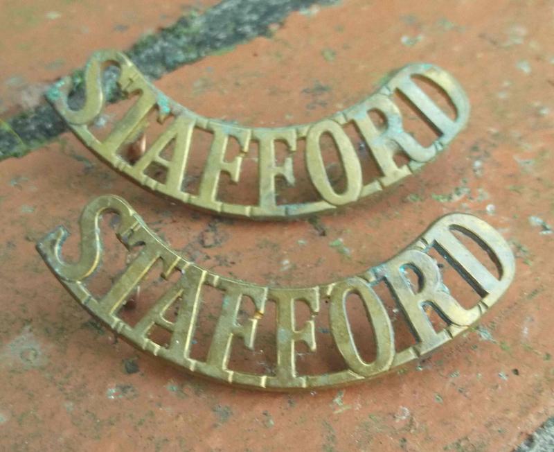 British Army Staffordshire Regiment Shoulder Titles Pair