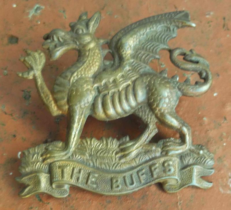 British Army The Buffs East Kent Regiment Cap Badge